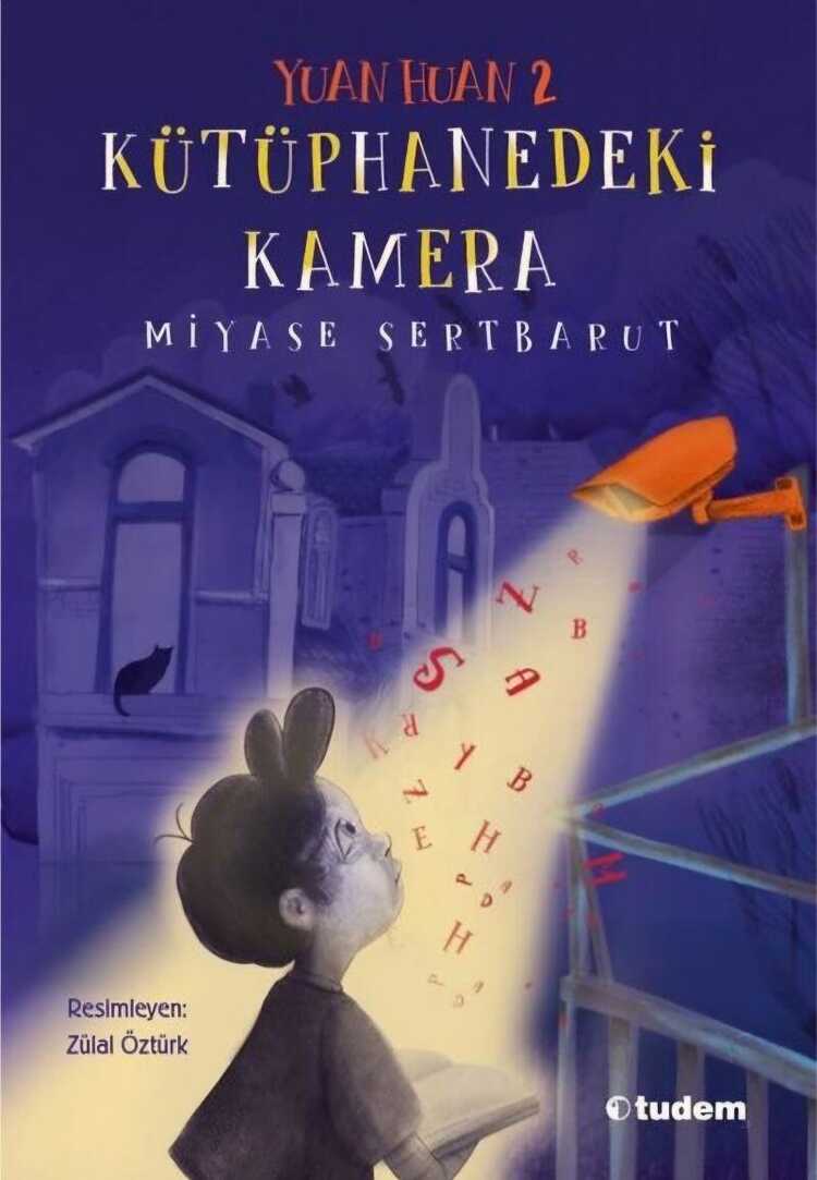 Kütüphanedeki Kamera