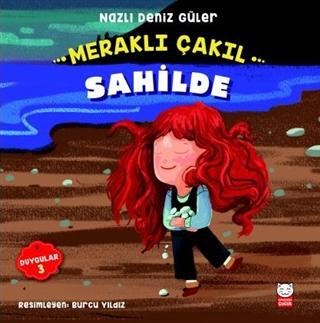 Meraklı Çakıl Sahilde