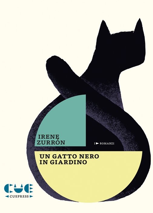 Un gatto nero in giardino