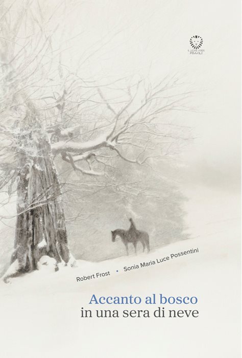 Accanto al bosco in una sera di neve