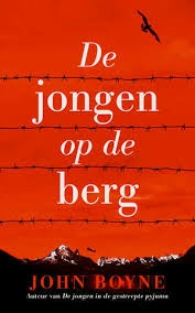 De jongen op de berg