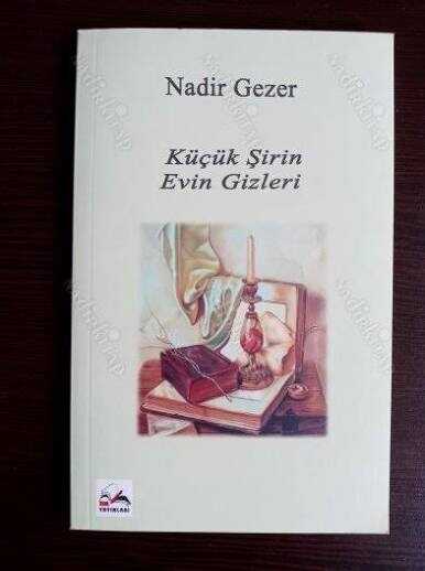 Küçük Şirin Evin Gizleri